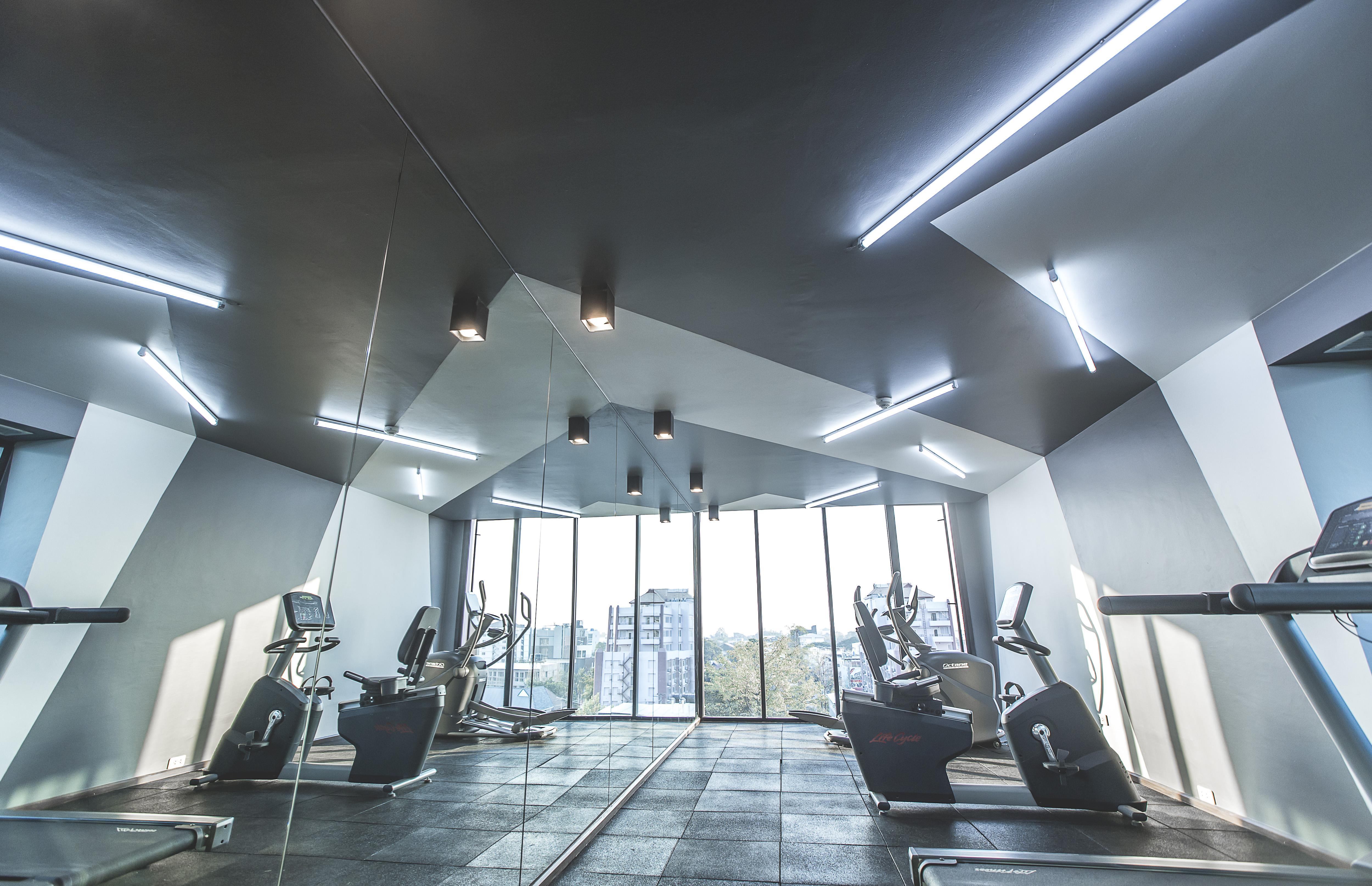Art Mai Gallery Nimman Hotel Chiang Mai Zewnętrze zdjęcie The gym